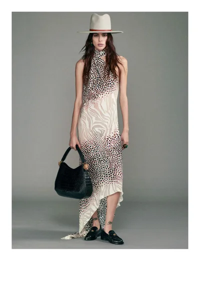Look 17